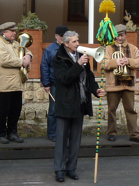 img00008.jpg