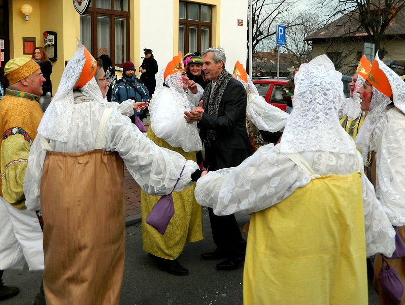 img00128.jpg