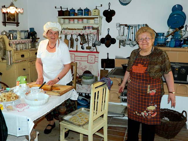 img00018.jpg