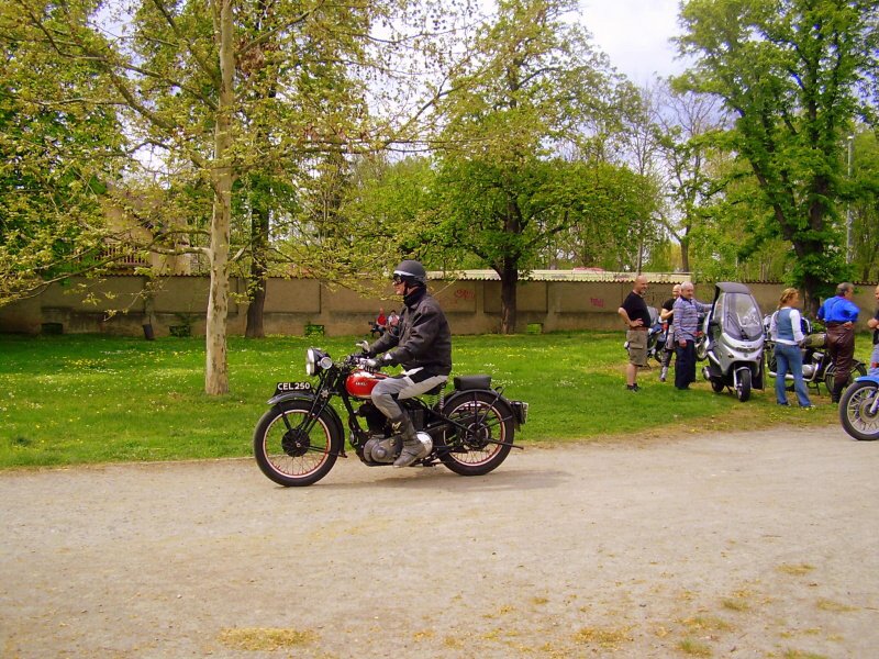 img00011.jpg