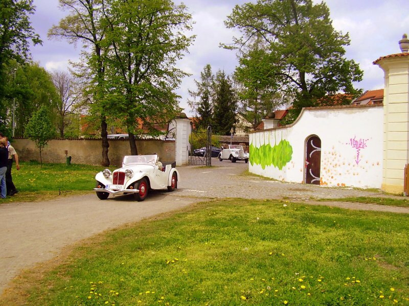 img00012.jpg