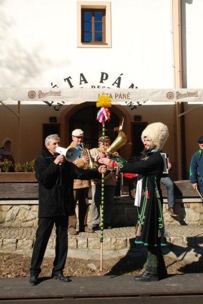 img00003.jpg
