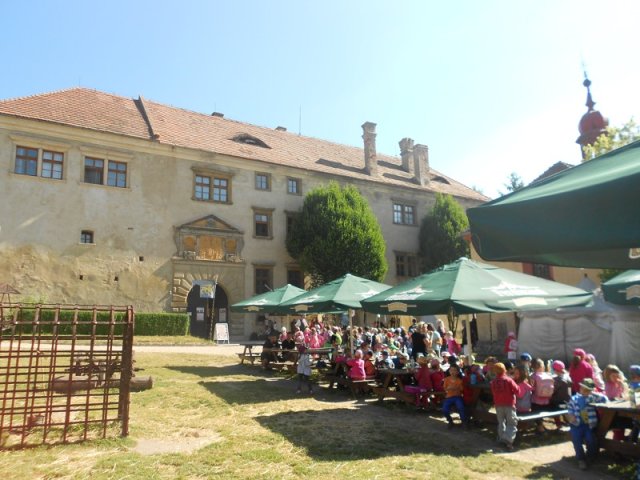 img00002.jpg